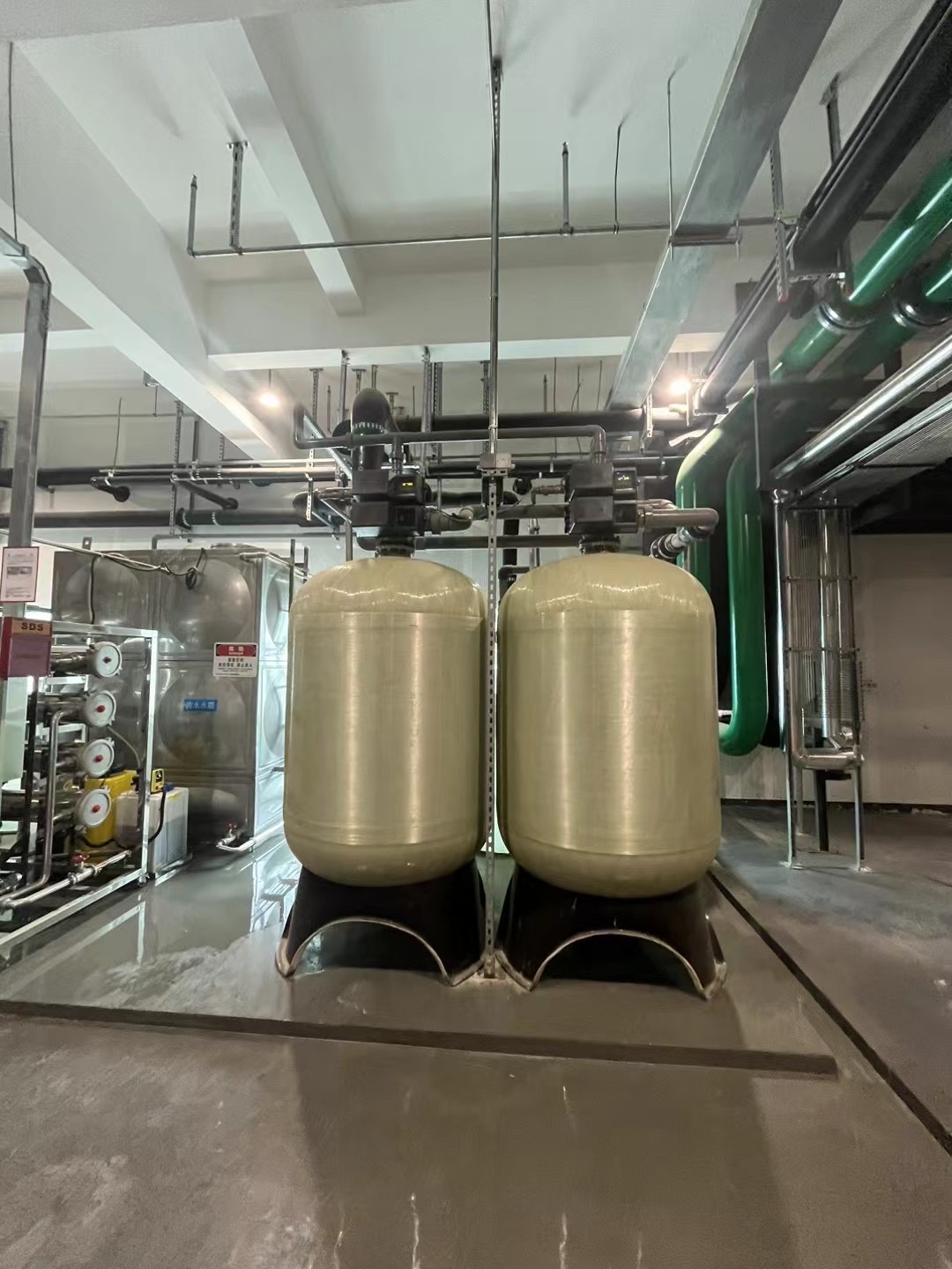 water softener (2) منقي الماء (2)