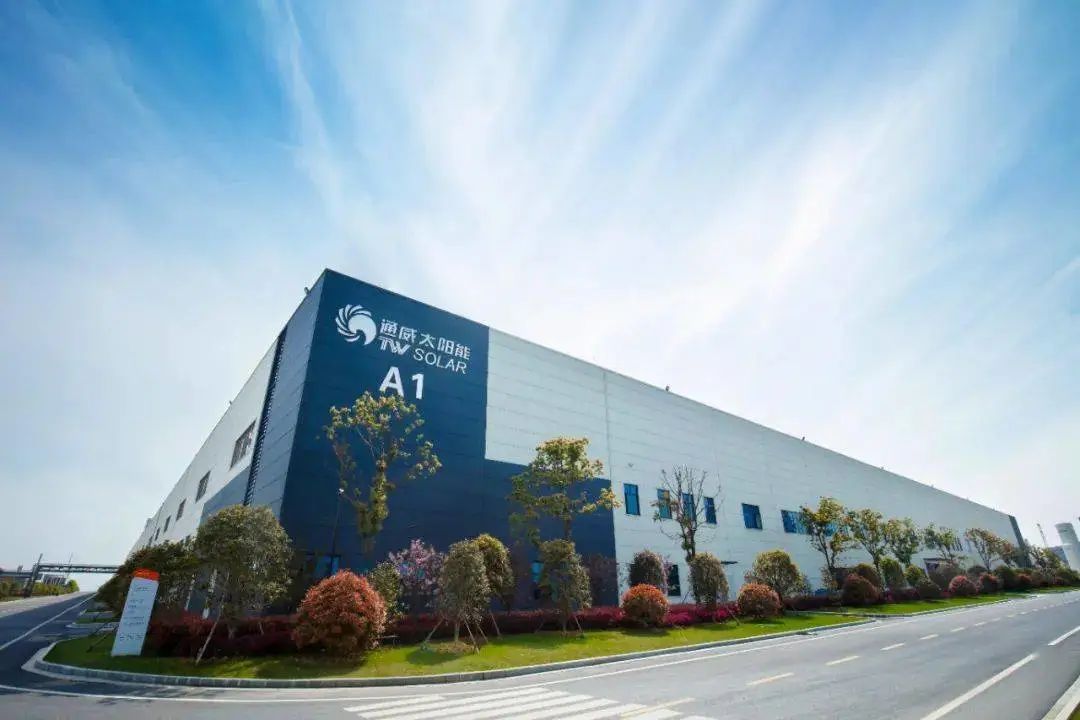 نجحت شركة Beite في تركيب المرشحات الرملية ومعدات جرعات المواد الكيميائية في مصنع TW Solar الجديد